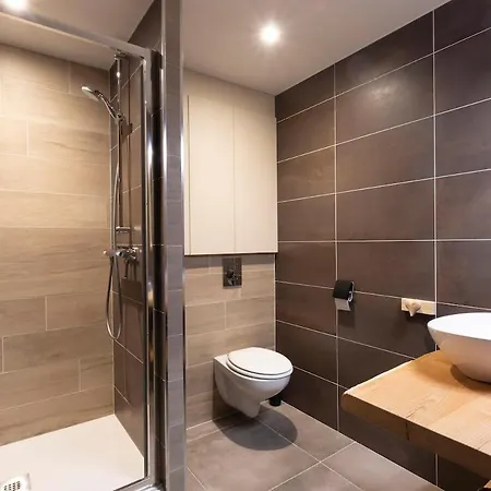 & Alp'evasion - Pools, Sauna, Pool Table *