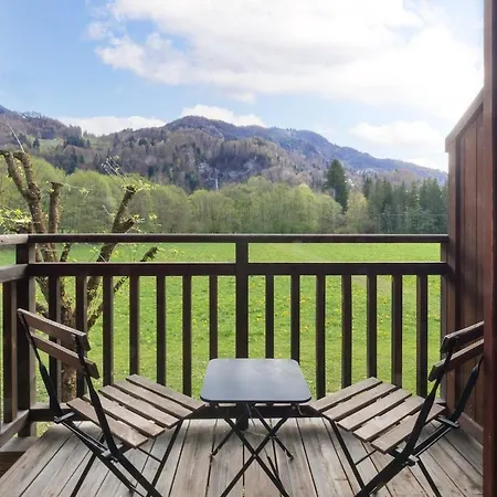 & Alp'evasion - Pools, Sauna, Pool Table Daire