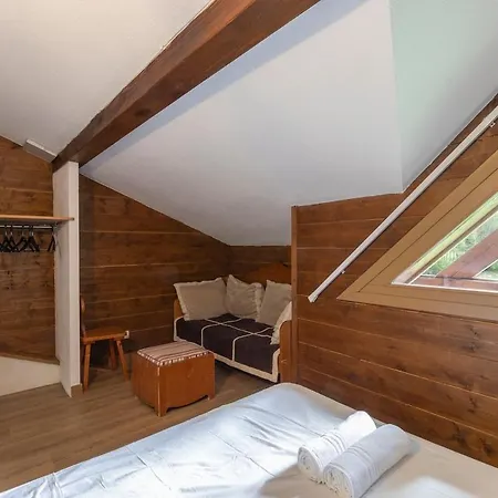 & Alp'evasion - Pools, Sauna, Pool Table Daire Samoëns