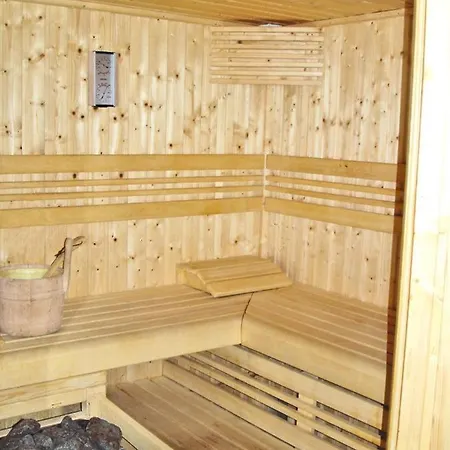 Daire & Alp'evasion - Pools, Sauna, Pool Table